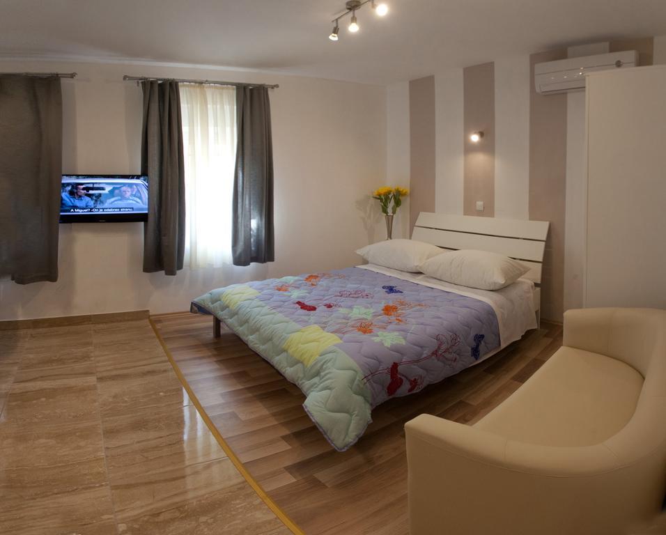 Central Luxury Rooms Izidor Split Oda fotoğraf